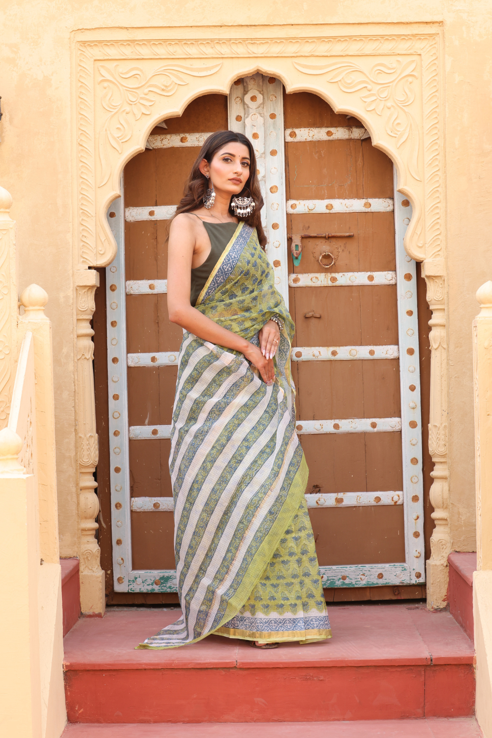 Elegant Olive Green Kota Doria Saree – Lightweight, Sheer & Timelessly Graceful