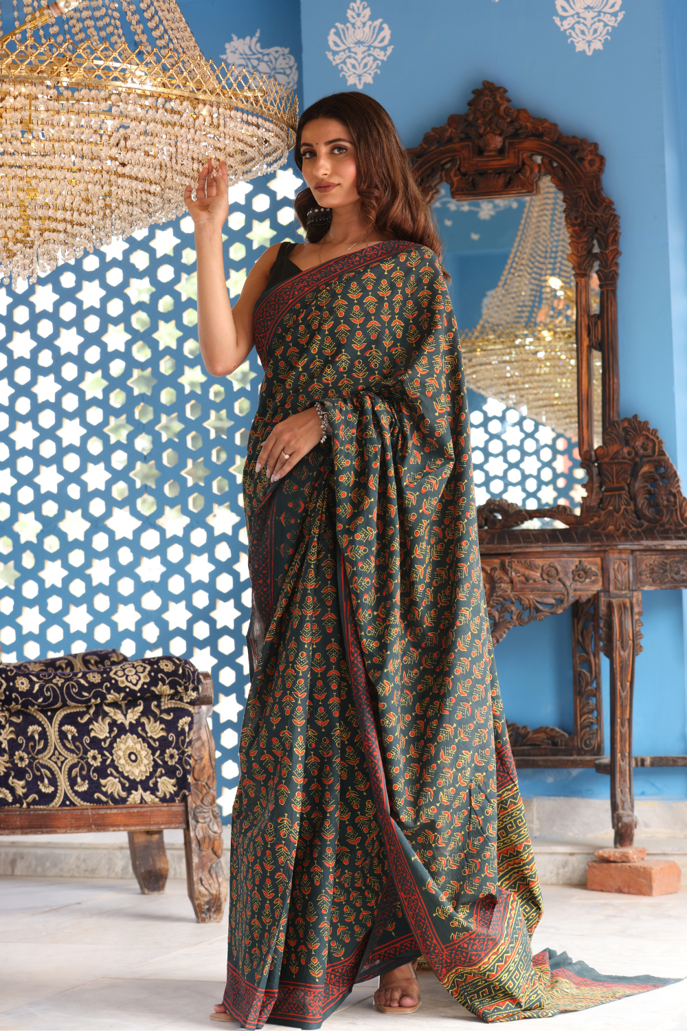 Refreshing Green Cotton Saree – Lightweight, Breathable & Timelessly Elegant