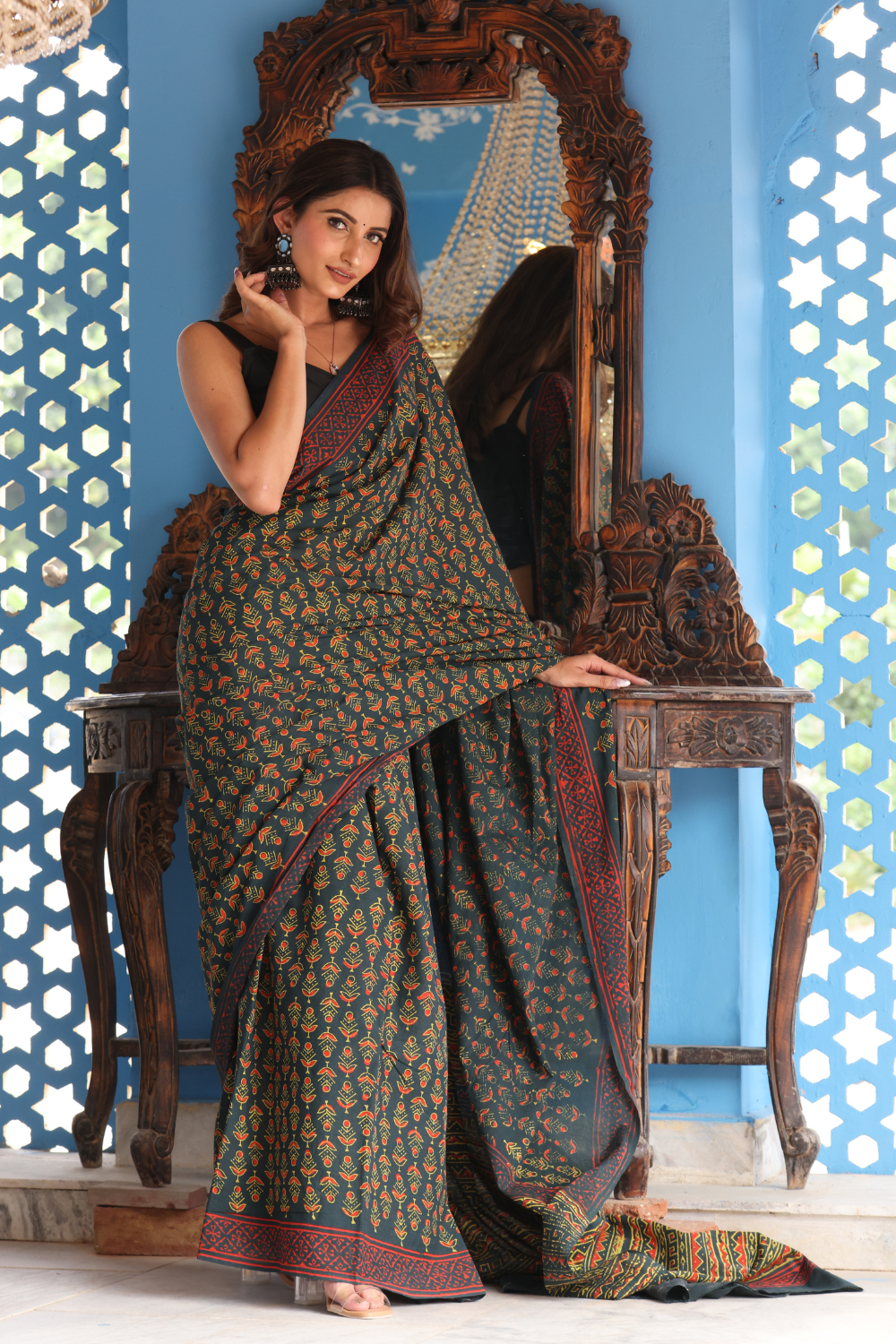 Refreshing Green Cotton Saree – Lightweight, Breathable & Timelessly Elegant
