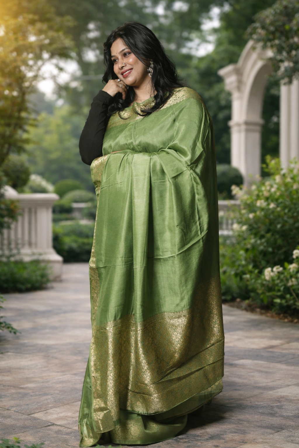 Pure Dola Silk Saree with Banarasi Zari Border