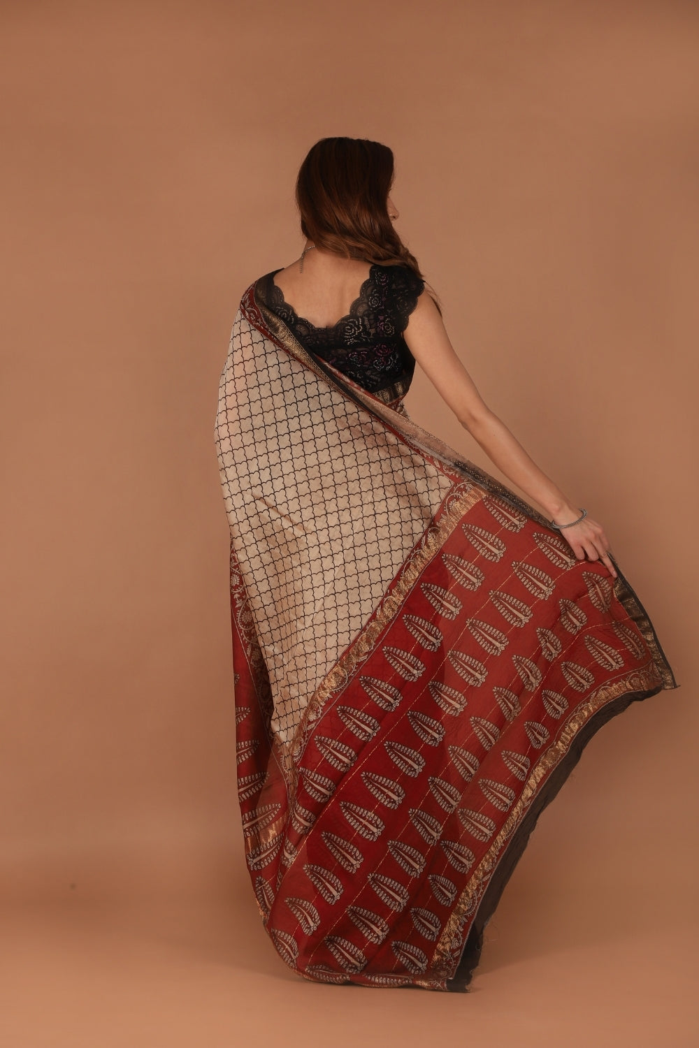 Elegant Maheshwari Silk Saree With Traditional Hand Block Prints
